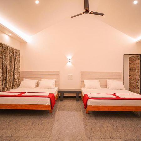 Kings Resort Dandeli Buitenkant foto