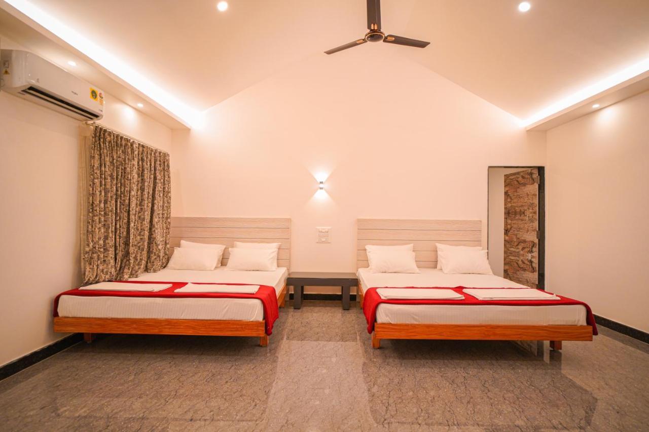 Kings Resort Dandeli Buitenkant foto