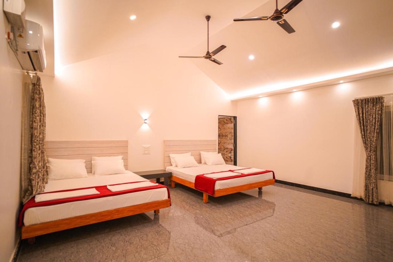 Kings Resort Dandeli Buitenkant foto